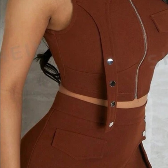 Solid - Picture 3 of 5